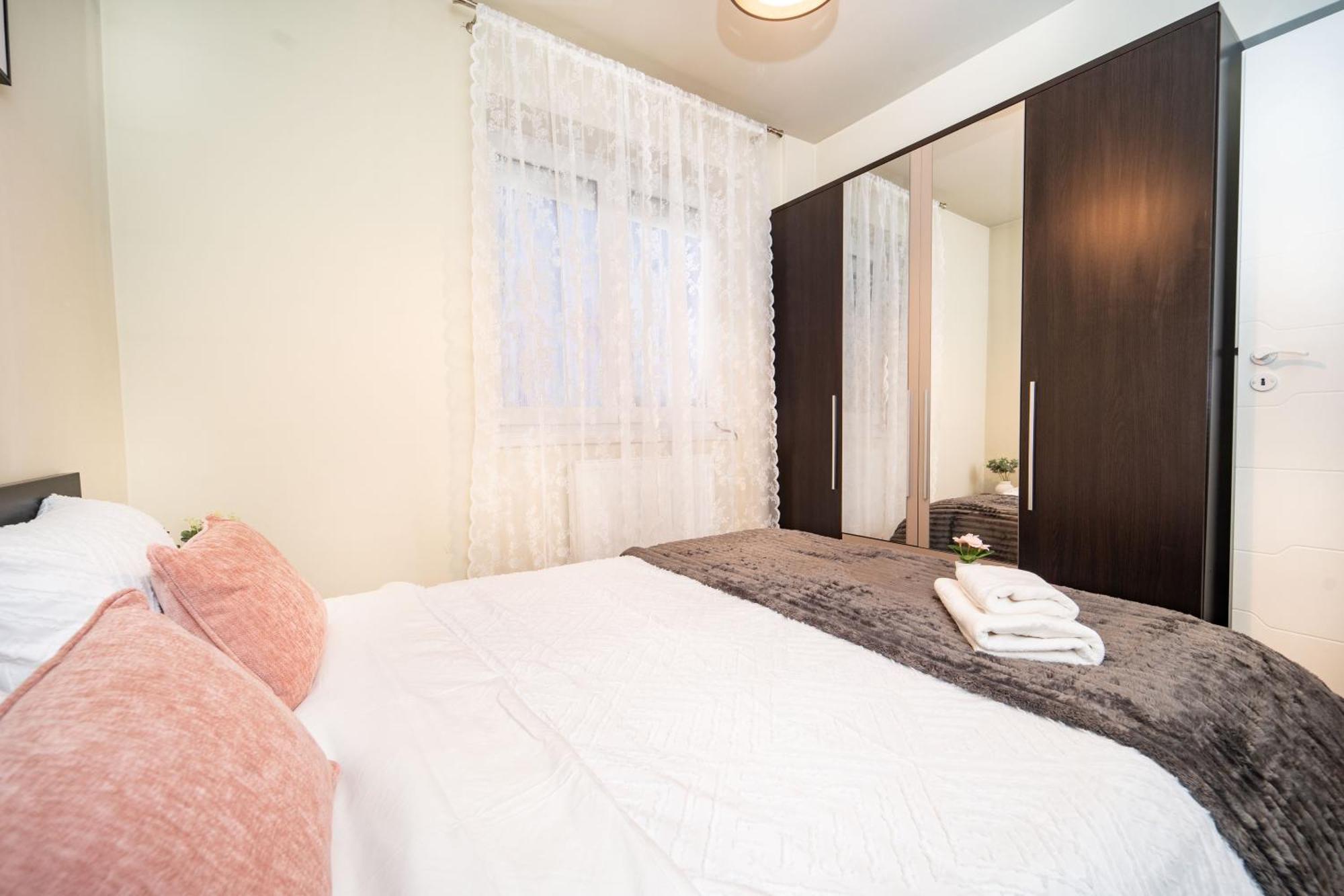 Central Elegant - Anastasia Apartment - By Openhouse Timisoara Exterior foto